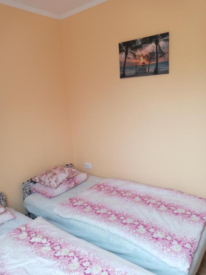Napsugar Apartmanhaz Balatonlelle Luaran gambar