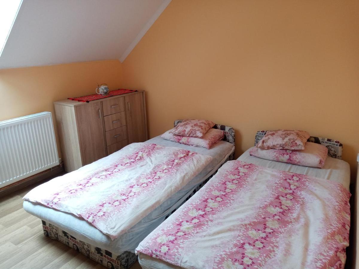 Napsugar Apartmanhaz Balatonlelle Luaran gambar