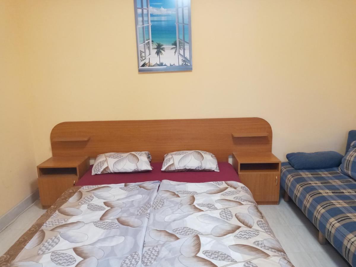 Napsugar Apartmanhaz Balatonlelle Luaran gambar