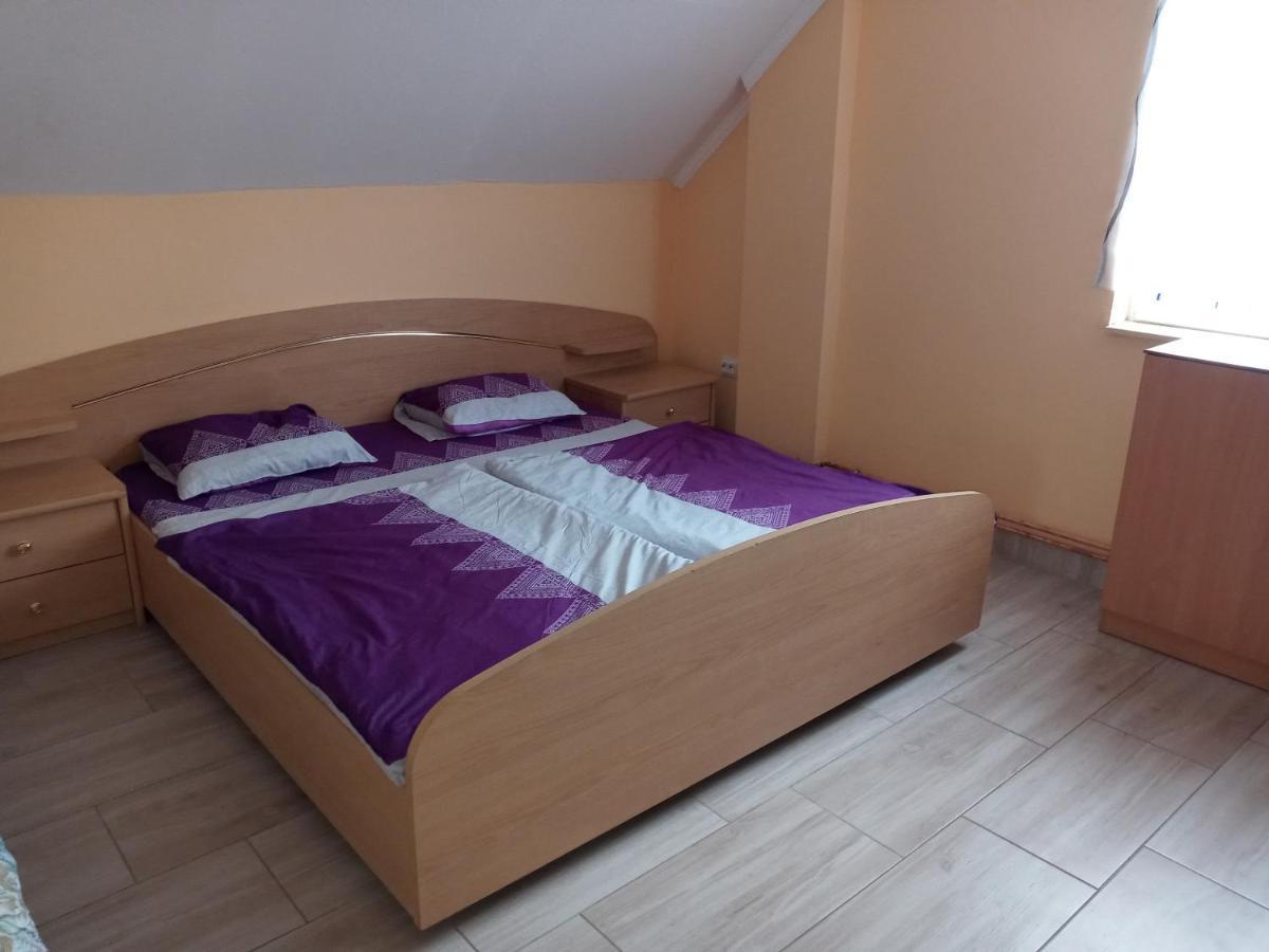 Napsugar Apartmanhaz Balatonlelle Luaran gambar