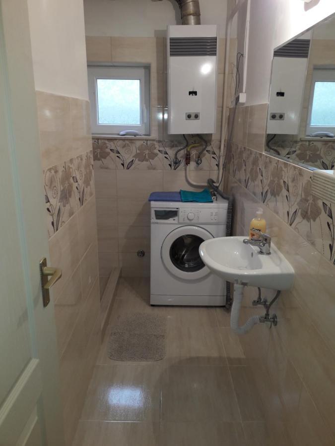 Napsugar Apartmanhaz Balatonlelle Luaran gambar