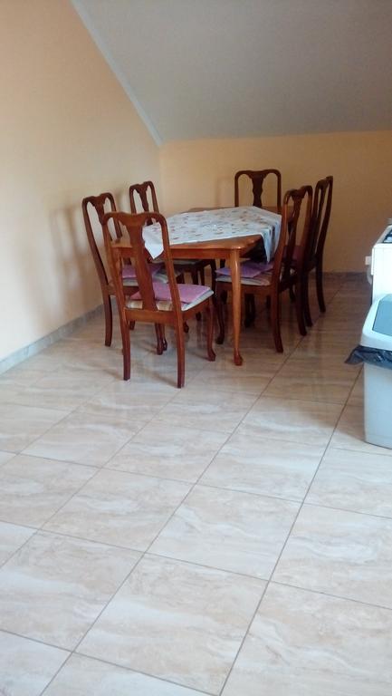 Napsugar Apartmanhaz Balatonlelle Luaran gambar
