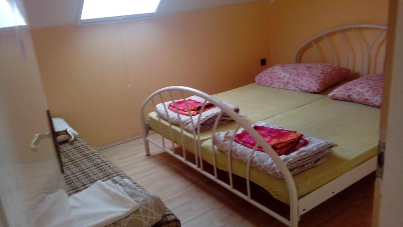 Napsugar Apartmanhaz Balatonlelle Luaran gambar
